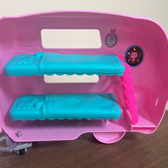 Barbie Club Chelsea Camper Playset with Accessories - Picture 4 of 8